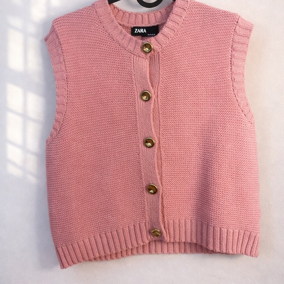 Zara Button-Up Pink Sweater Vest - Picture 1 of 2